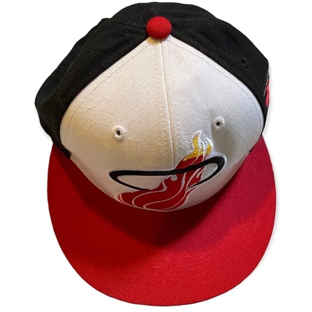 47 Brand Miami Heat Flat Brim Snapback Wool Blend Hat Cap One Size